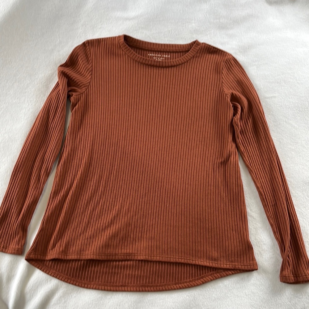Burnt orange ribbed t shirt sz small